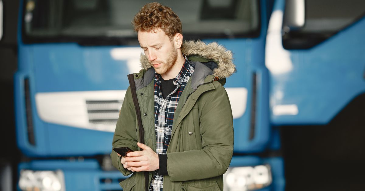Notifications WhatsApp aux chauffeurs grumiers : la bonne information, au bon moment, sur le bon canal